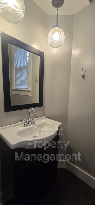 Building Photo - 224 Killea St