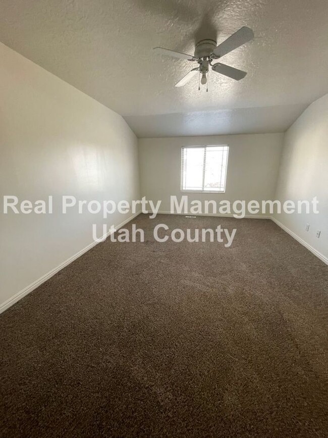 Building Photo - 467 W Harvest Moon Dr