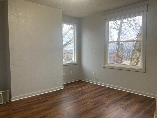 Building Photo - 4036 Perrysville Ave