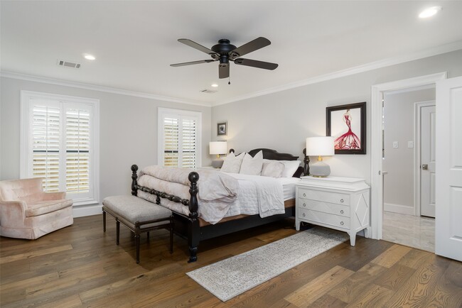 Building Photo - 815 Thornvine Ln