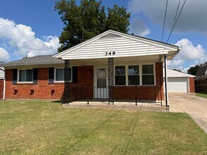Building Photo - 349 Knollwood Cir