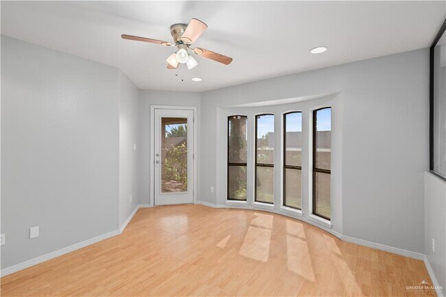 Building Photo - 1509 Maltese St