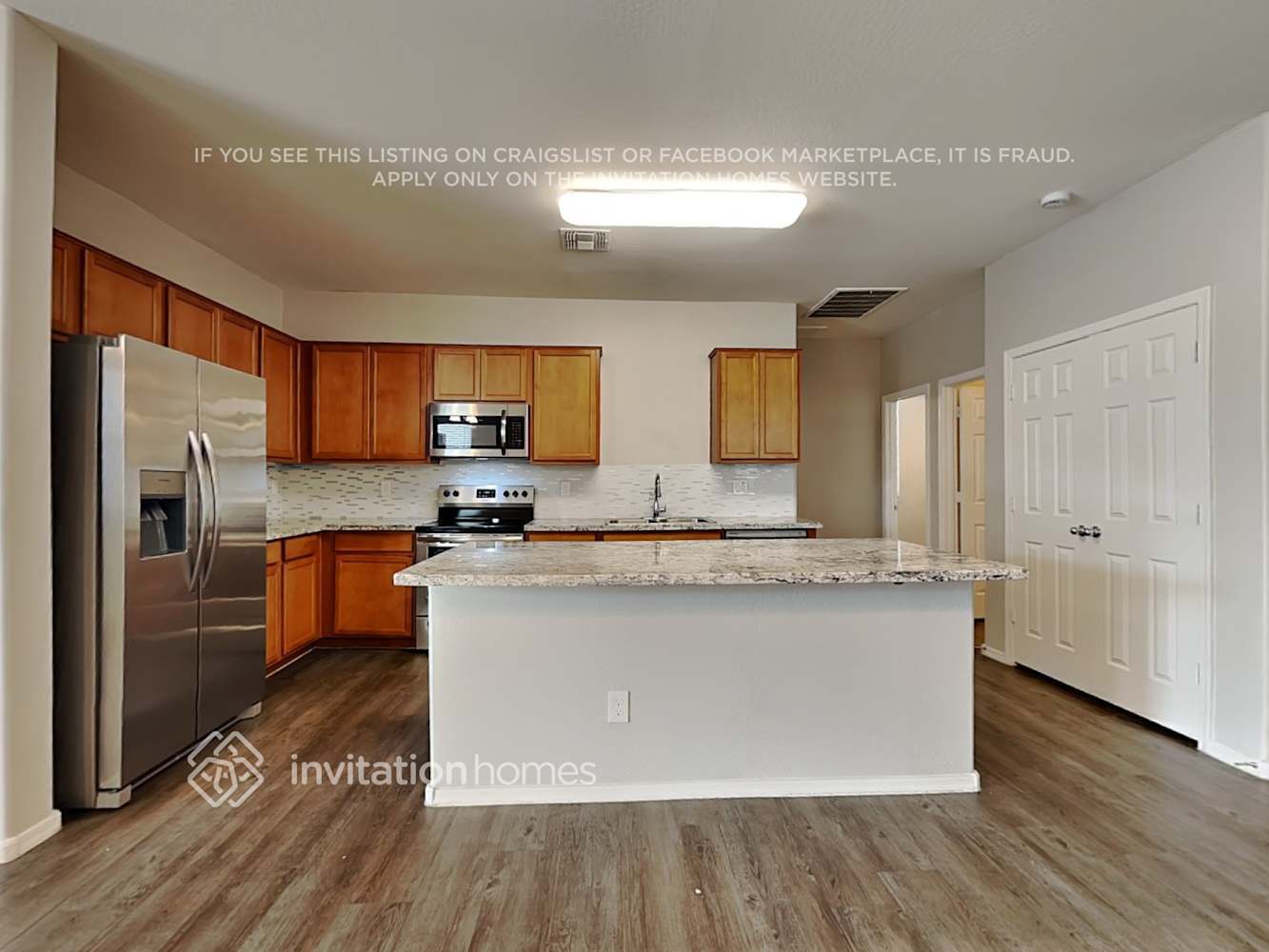 Building Photo - 17545 W Jessie Ln