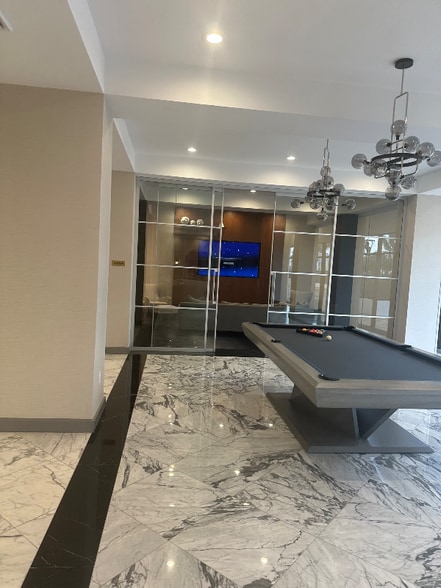 Building Photo - 11 Island Ave