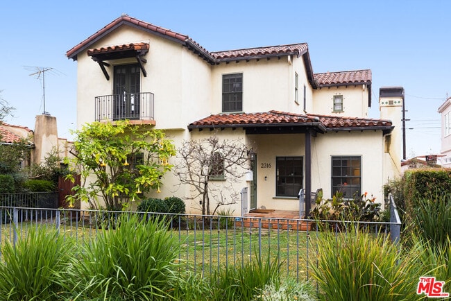 Primary Photo - 2316 Washington Ave