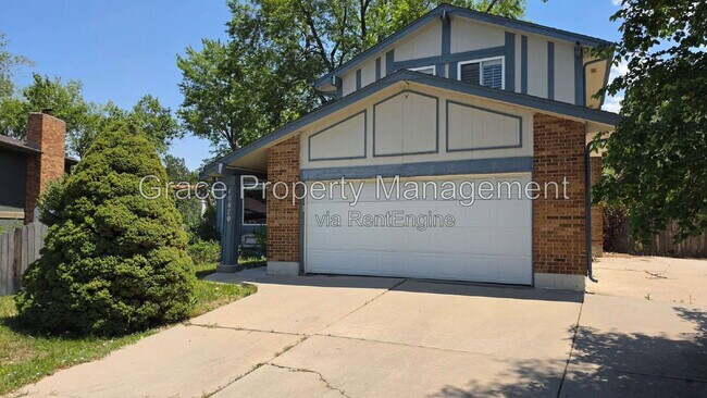 Building Photo - 10870 Stuart Cir