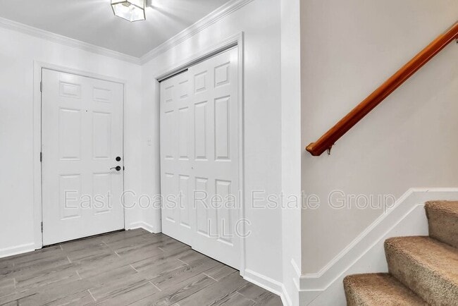 Building Photo - 779 Monet Dr