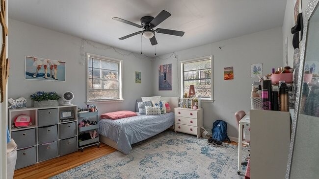 Building Photo - 830 W Caraway St