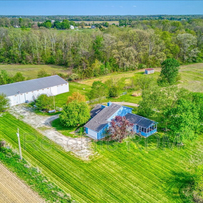 Building Photo - 12001 E 300 S