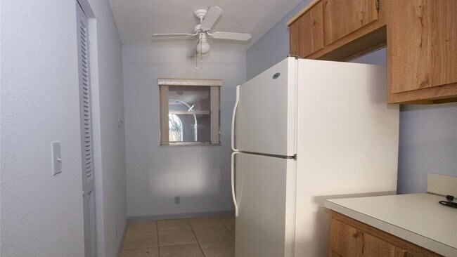 Building Photo - 7355 Woodmont Terrace