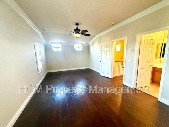 Building Photo - 114 Tearose