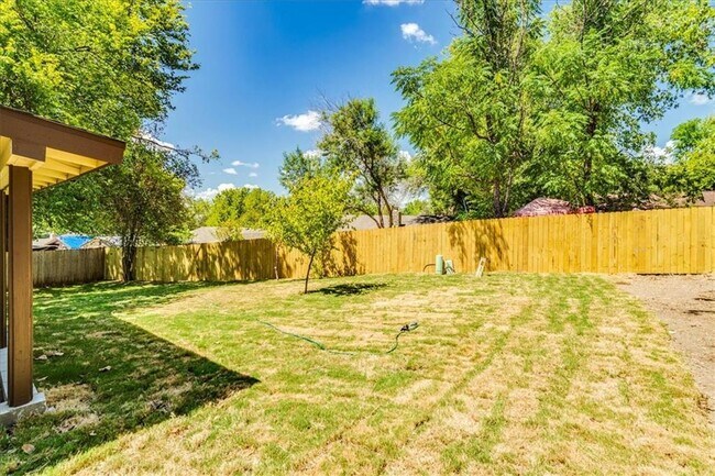 Building Photo - 5500 Ferret Path