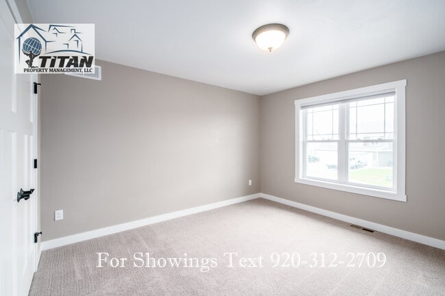 Building Photo - 1087 Faith Ct