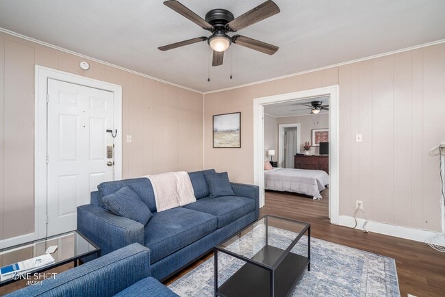 Building Photo - 642 Beech St