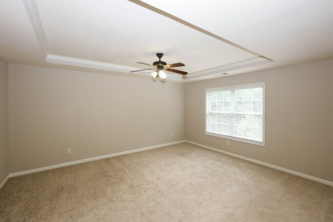 Building Photo - 2895 Haynes Club Cir SW