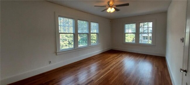 Building Photo - 1594 McLendon Ave NE