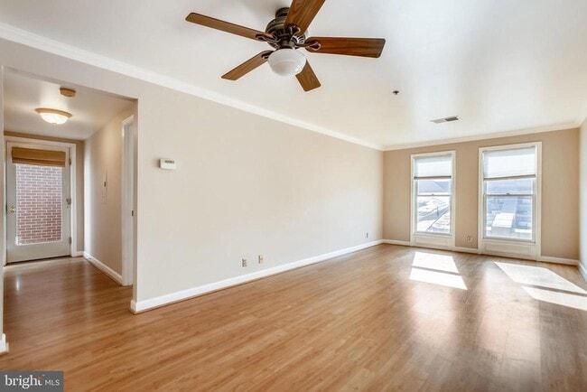 Building Photo - 115 N Lee St