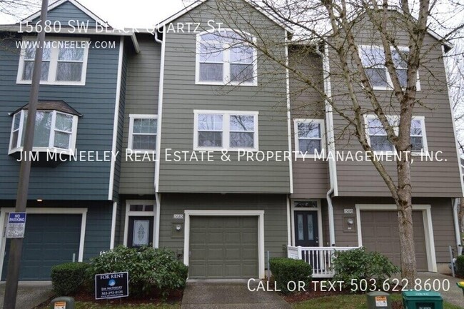 Primary Photo - Beautiful townhome with 2 master suites in...