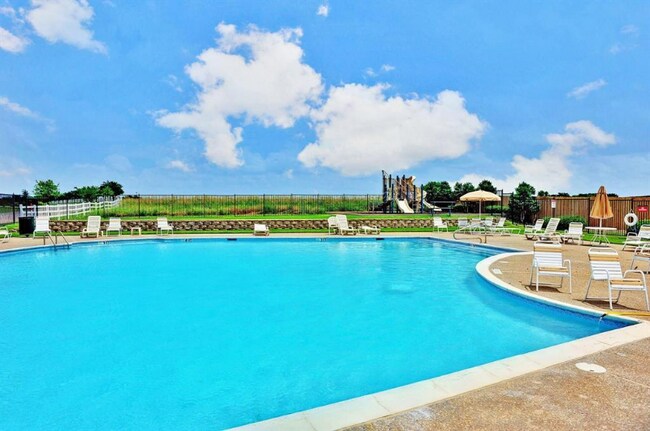 Building Photo - 1405 Pheasant