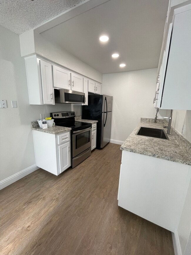 Building Photo - Jackson Park Place