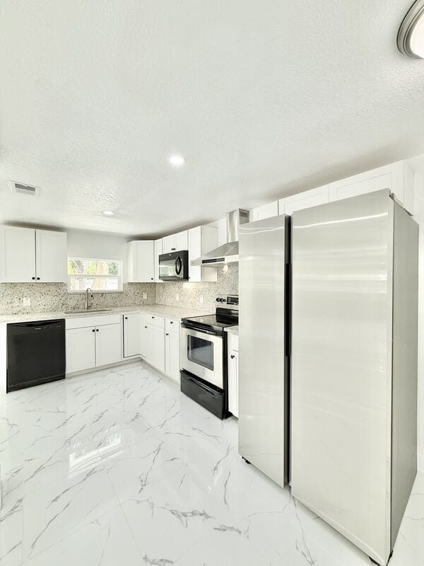 Building Photo - 2712 60th Ave N