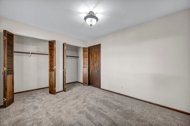 Building Photo - 30 El Caballo Trail