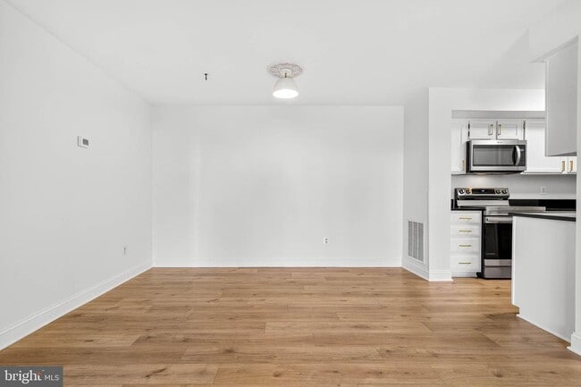 Building Photo - 6910 Sandra Marie Cir