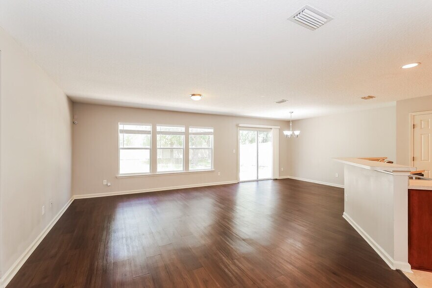 Building Photo - 150 Bedstone Drive