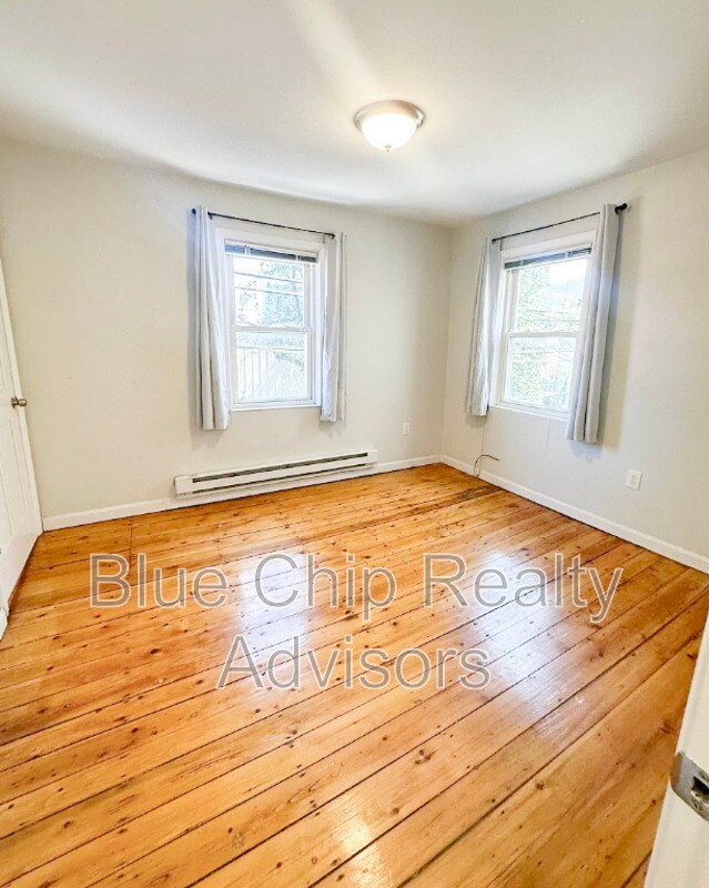 Building Photo - 44-46 South Street