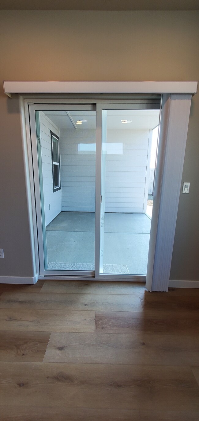 Building Photo - 10109 W Novato Dr