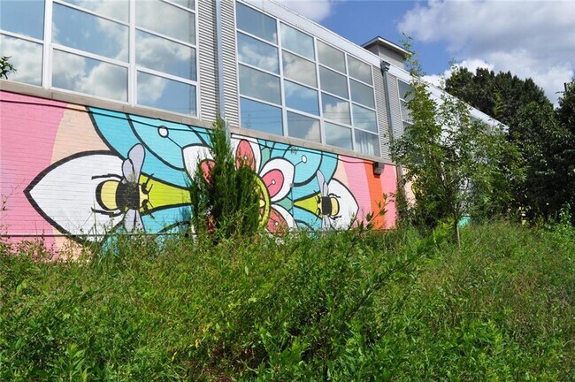 Beltline - 400 Village Pky NE