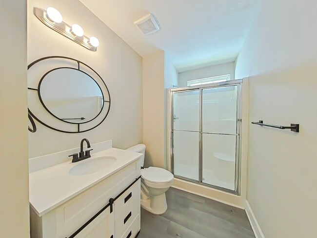 Building Photo - Three bedroom home in Martinez!