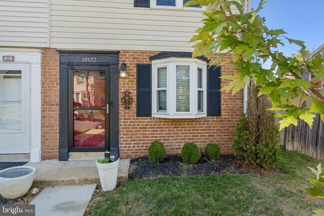 Building Photo - 5822 Fifer Dr