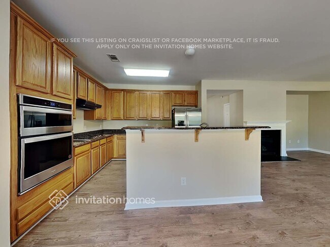 Building Photo - 200 Riley Ct