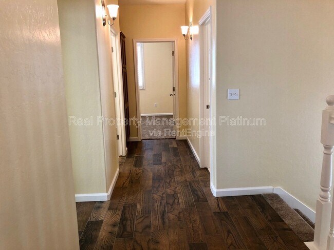 Building Photo - 4437 W Pinsapo Dr
