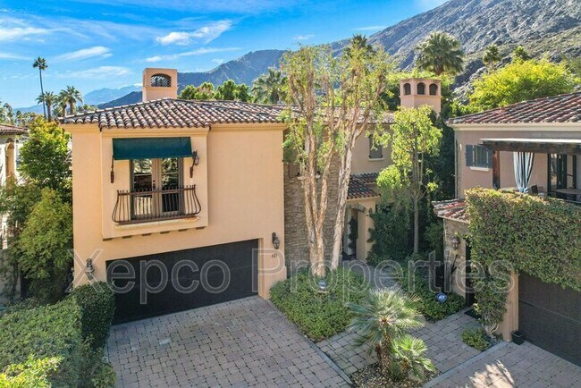 Building Photo - 175 Villaggio W