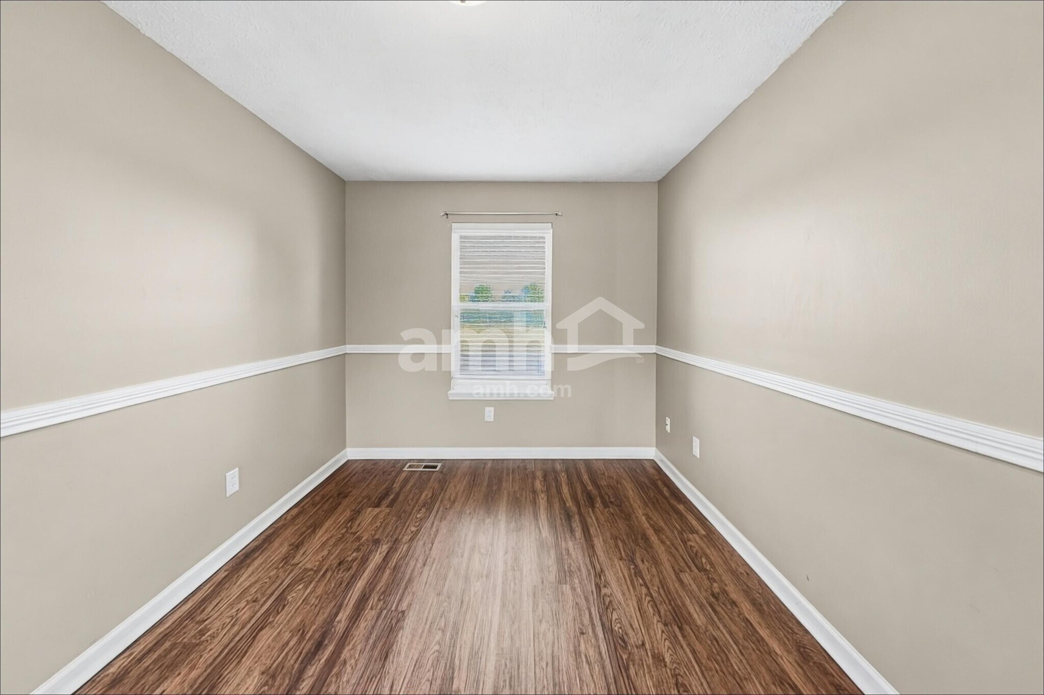 Building Photo - 10942 Alamosa Dr