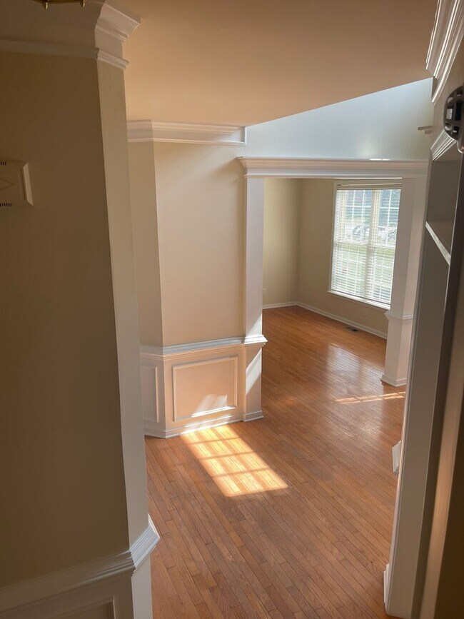Building Photo - 13347 Chesapeake Pl