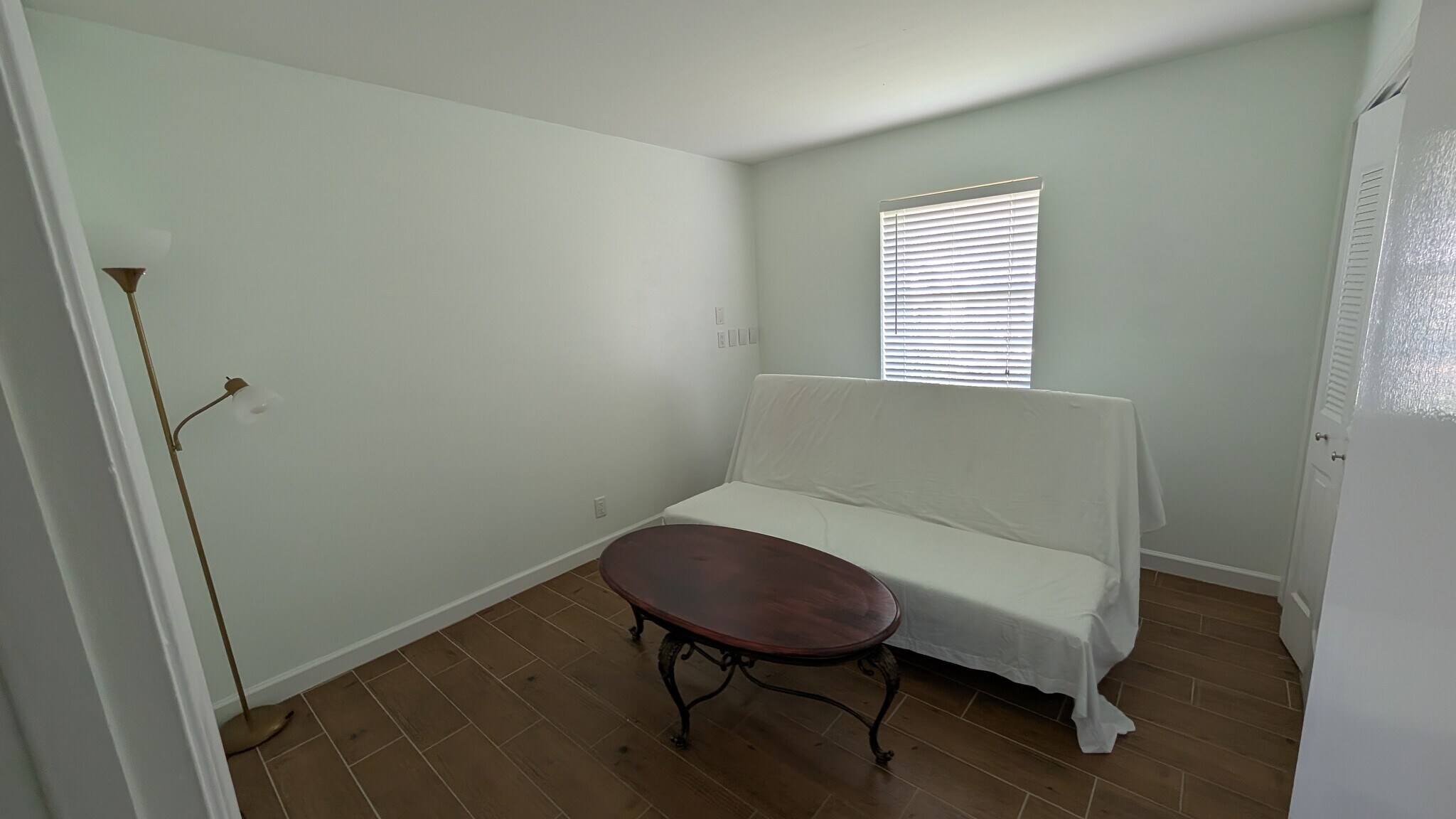 Bedroom / office - 14915 Whatley Rd