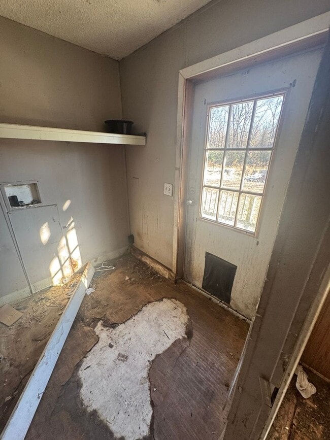 Building Photo - 3 BR 2 Bath 1,680 sq ft doublewide mobile ...