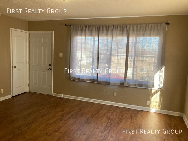 Building Photo - Holiday Move in Special, $100 off 1st mont...