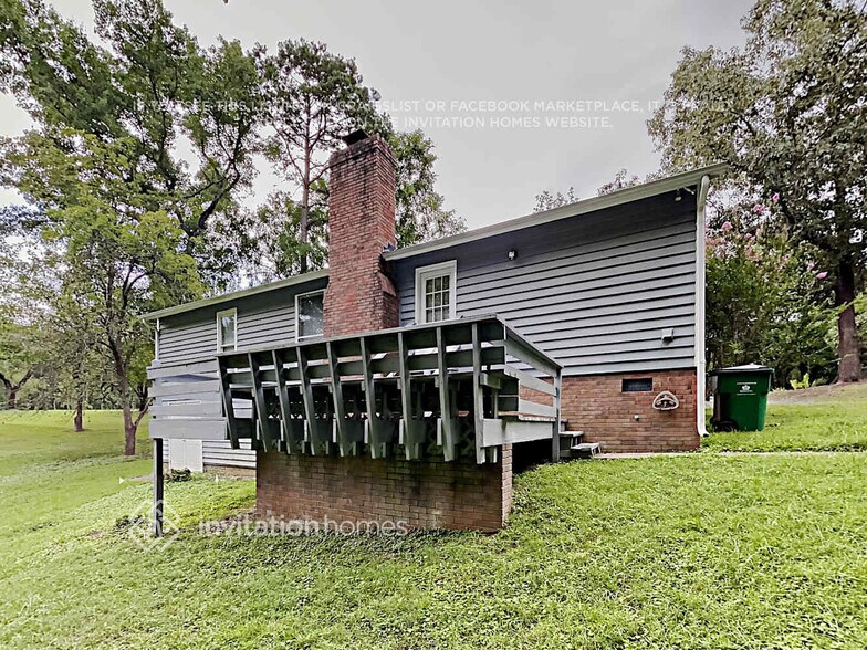 Building Photo - 320 Wilby Dr