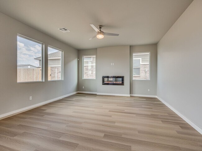 Building Photo - 537 NW 176th St