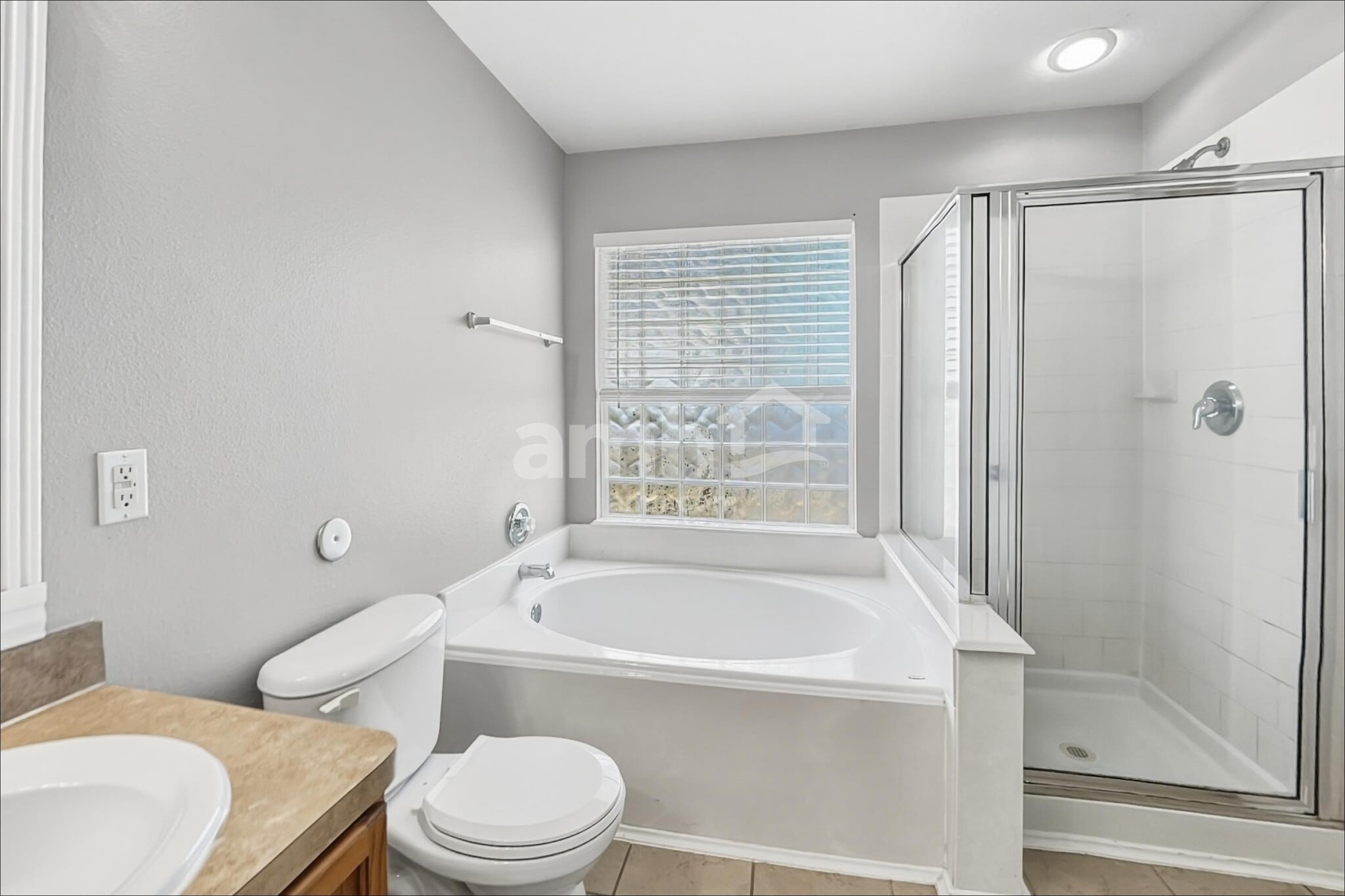 Building Photo - 2764 Woodspring Forest Dr