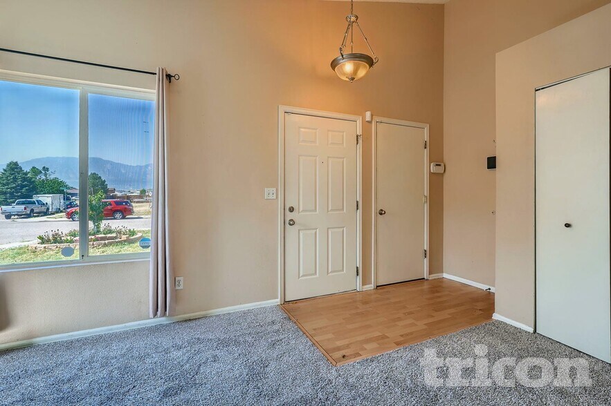 Building Photo - 4650 Dooley Way