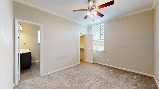 Building Photo - 2027 Harvey Mitchell Pkwy S
