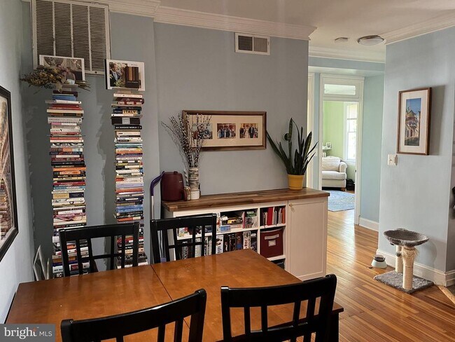 Building Photo - 1404 26th St NW