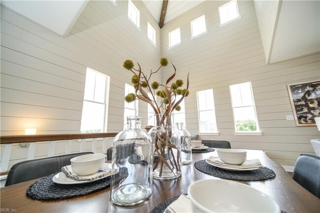 Building Photo - 312 Fishers Ct