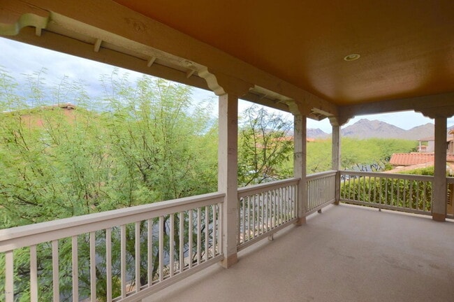 Building Photo - 9427 E Trailside View