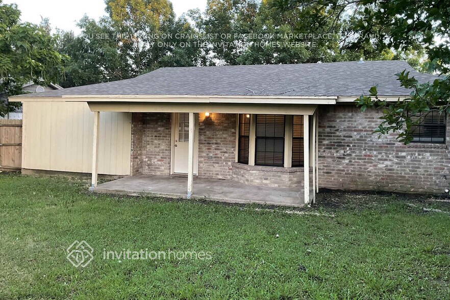 Building Photo - 912 Meadowdale Dr
